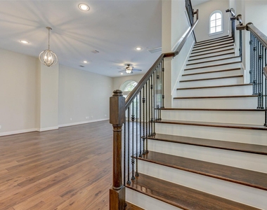 1108 Fowler Street - Photo Thumbnail 25