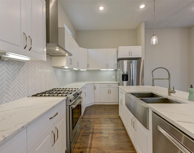 1108 Fowler Street - Photo Thumbnail 22