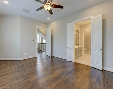 1108 Fowler Street - Photo Thumbnail 31
