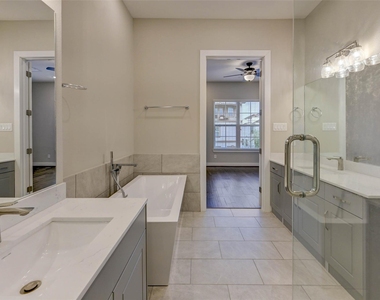 1108 Fowler Street - Photo Thumbnail 38
