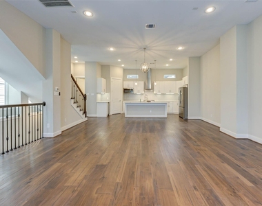 1108 Fowler Street - Photo Thumbnail 15