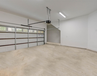 1108 Fowler Street - Photo Thumbnail 11