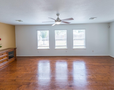 5111 Juniper Walk Lane - Photo Thumbnail 8