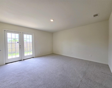380 Stone Gage Drive - Photo Thumbnail 17