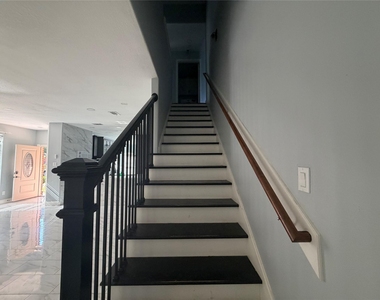 19551 Harvest Stream Way - Photo Thumbnail 11