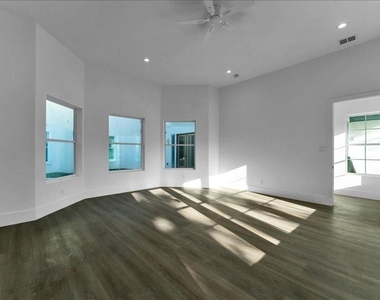 8115 Cedar Brush Circle - Photo Thumbnail 2