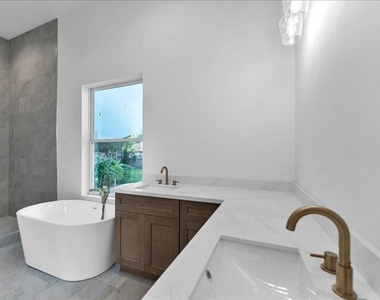 8115 Cedar Brush Circle - Photo Thumbnail 9