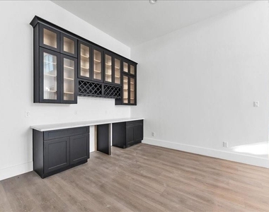 8115 Cedar Brush Circle - Photo Thumbnail 23
