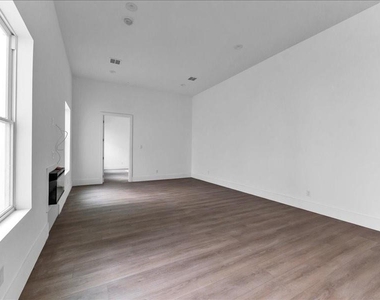 8115 Cedar Brush Circle - Photo Thumbnail 28