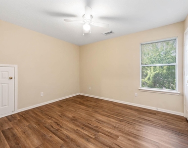 1835 Taylor Creek Drive - Photo Thumbnail 31