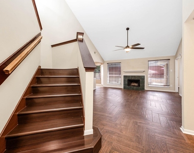 1835 Taylor Creek Drive - Photo Thumbnail 24