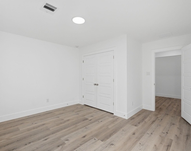 13134 Lake Conroe Bay Road - Photo Thumbnail 38