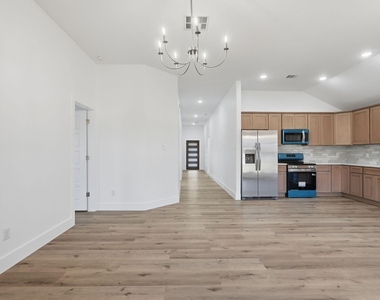 13134 Lake Conroe Bay Road - Photo Thumbnail 9