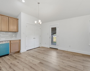 13134 Lake Conroe Bay Road - Photo Thumbnail 17