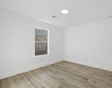 13134 Lake Conroe Bay Road - Photo Thumbnail 37