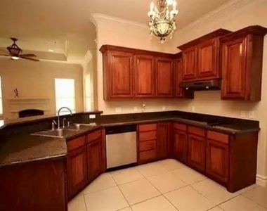 7 Stonebrook Court - Photo Thumbnail 10