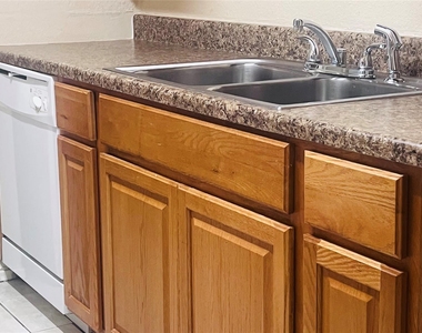 9797 Leawood Boulevard - Photo Thumbnail 18