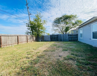 3319 Becker Glen Street - Photo Thumbnail 20