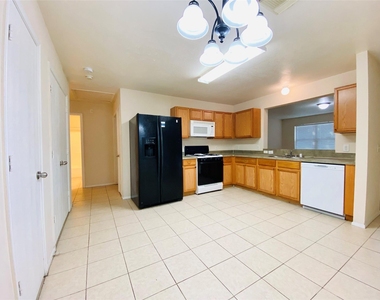 3319 Becker Glen Street - Photo Thumbnail 8