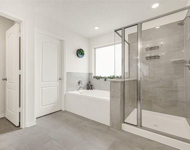 5510 Blackbird Lane - Photo Thumbnail 16