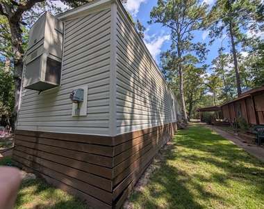 1274 Cardinal Lane - Photo Thumbnail 3