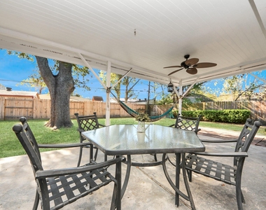 8607 Shadow Crest Street - Photo Thumbnail 30