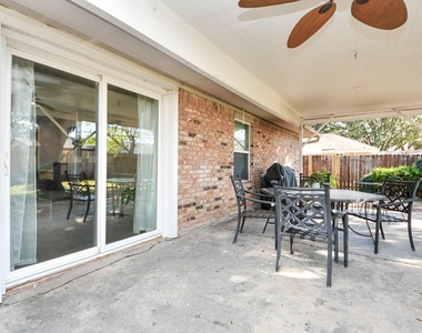 8607 Shadow Crest Street - Photo Thumbnail 32