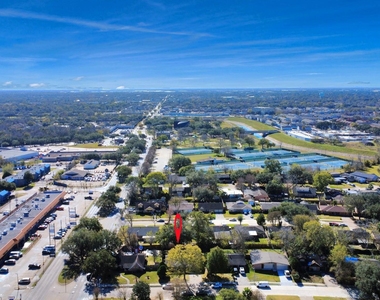8607 Shadow Crest Street - Photo Thumbnail 4