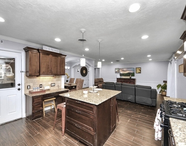 8607 Shadow Crest Street - Photo Thumbnail 26