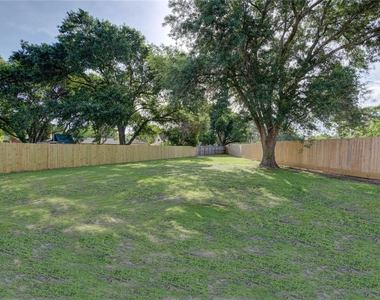 3223 Cherry Hills Drive - Photo Thumbnail 21