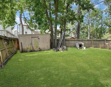 8829 Carousel Lane - Photo Thumbnail 17