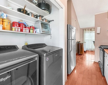 8829 Carousel Lane - Photo Thumbnail 8