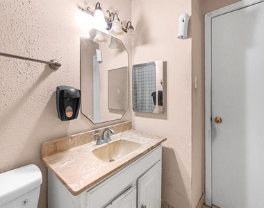 8829 Carousel Lane - Photo Thumbnail 16