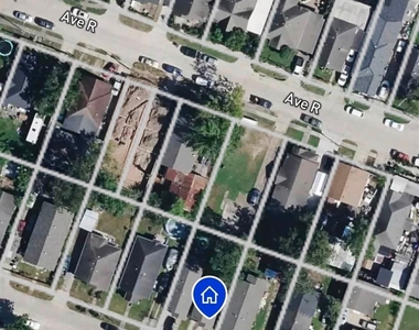 6721 Avenue Q - Photo Thumbnail 2