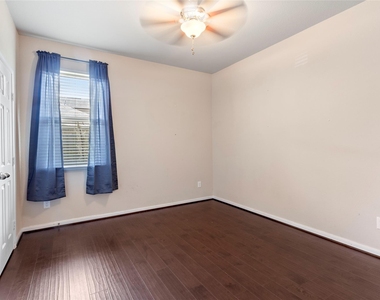 13402 Indigo Sands Drive - Photo Thumbnail 20