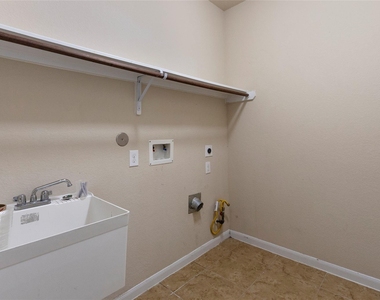 13402 Indigo Sands Drive - Photo Thumbnail 25