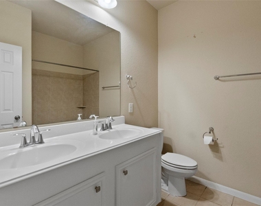 13402 Indigo Sands Drive - Photo Thumbnail 18