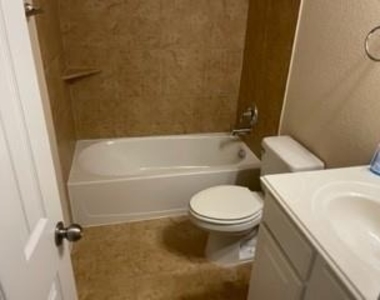 13402 Indigo Sands Drive - Photo Thumbnail 24