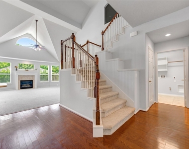 7931 Black Horse Cove - Photo Thumbnail 17
