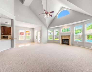 7931 Black Horse Cove - Photo Thumbnail 4
