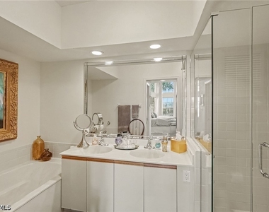 6045 Chardonnay Lane - Photo Thumbnail 12
