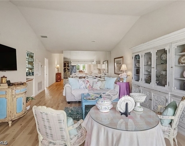 6045 Chardonnay Lane - Photo Thumbnail 7