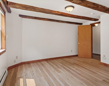 144 Meredith Center - Photo Thumbnail 15