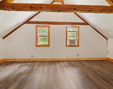 144 Meredith Center - Photo Thumbnail 22