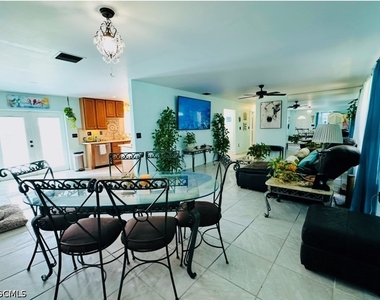 455 Trader Road - Photo Thumbnail 5
