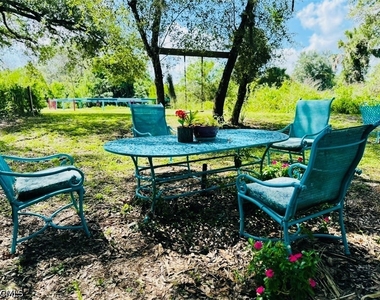 455 Trader Road - Photo Thumbnail 31