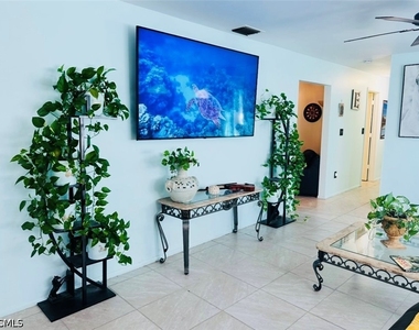455 Trader Road - Photo Thumbnail 4