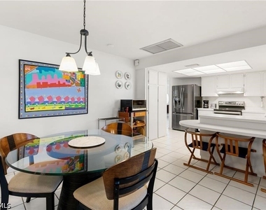 751 Orchid Court - Photo Thumbnail 9