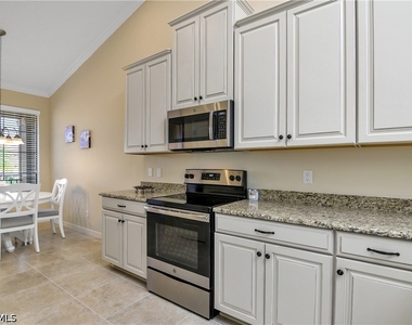 9440 Benvenuto Court - Photo Thumbnail 24