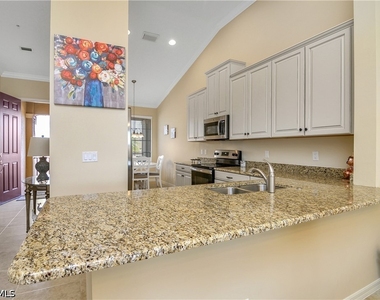 9440 Benvenuto Court - Photo Thumbnail 10